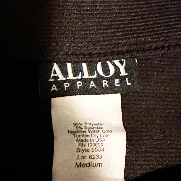 NWOT Alloy Black and White Skirt. - Picture 7 of 7